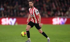 Chelsea Incar Danny Welbeck dan Jordan Henderson, Xabi Alonso Cari Senior Berkelas