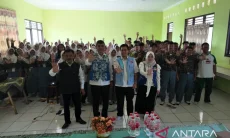 Pemkab Bekasi Jemput Bola Rekam KTP Elektronik Pelajar Lewat Program Kampus 17
