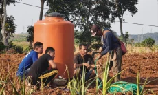 Antisipasi Kekeringan dan Gagal Panen, Polda Jabar Bangun Sumur Bor dan Suplai Air