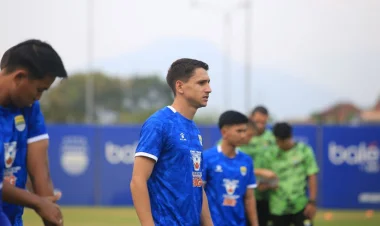 Luka Menalo Antusias Ingin Segera Hadapi Port FC