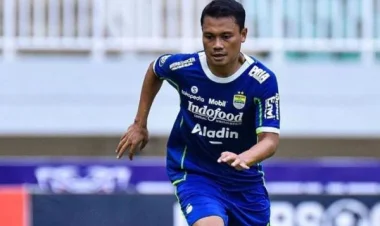 Gelandang Persib Dedi Kusnandar Tak Sabar Hadapi Sabah FA di Dewata Challenge Series
