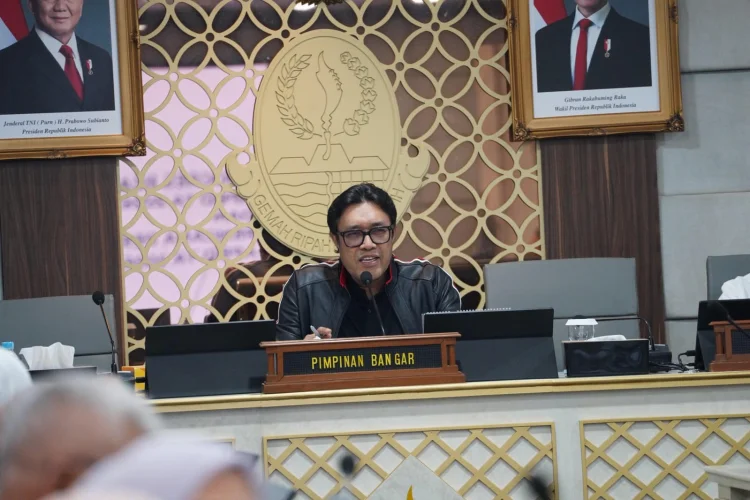 DPRD Jabar Kritik Pergeseran APBD, Soroti Potensi Defisit Rp5,7 Triliun