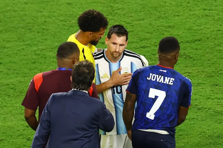 Lawan Jadi Kawan, Usai Piala Dunia Vozinha Jadi Partner Lionel Messi di Inter Miami