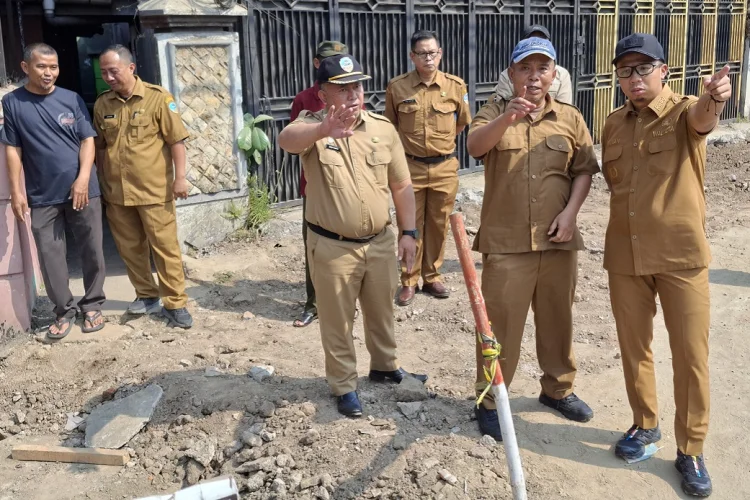 Drainase Jalan Moh Hatta Direkayasa, Viman Optimistis Banjir Kalangsari Teratasi