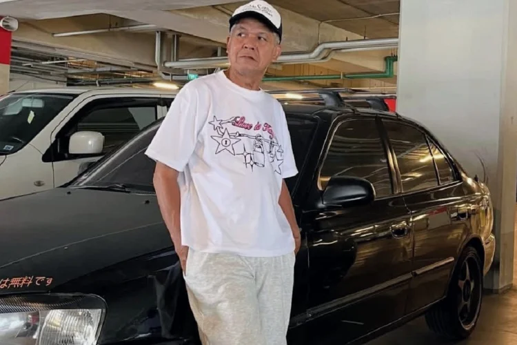 Via Medsos, Abah Usur dari KBB Menjelma Jadi Model Fesyen Populer