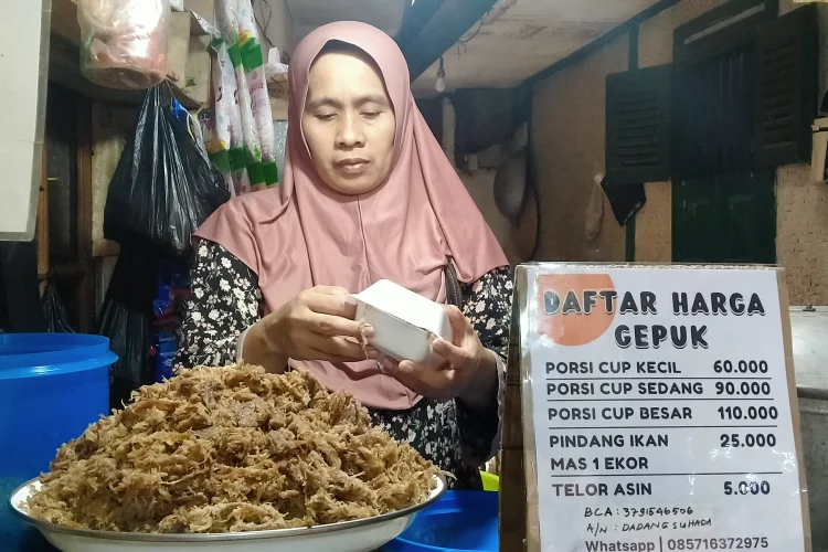 Jejak Manis Gurih Gepuk Sapi Kampung Mahmud, Kuliner Legendaris Warisan Hajah Oyeh