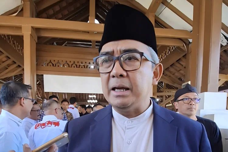 Farhan Targetkan Jalan Kota Bandung Kembali Mulus Setelah BRT Rampung 2027