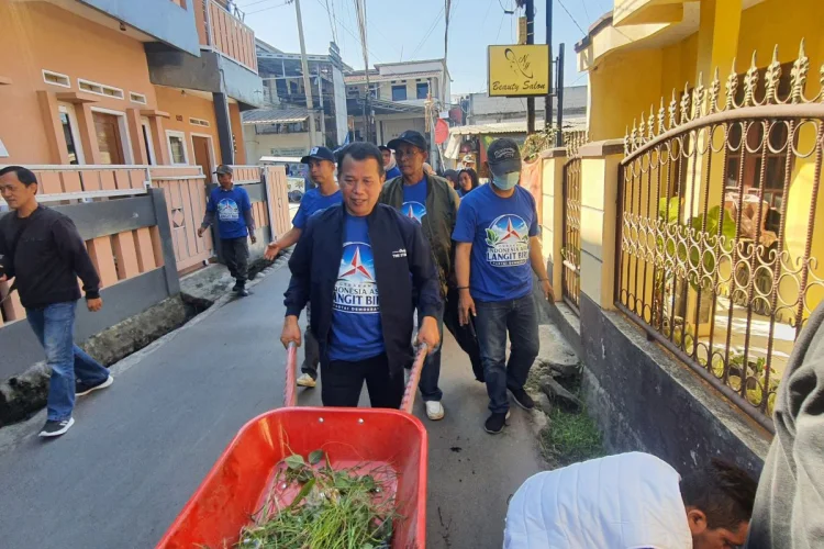Peringati HUT ke-25, Ini Cara Laskar Biru Demokrat KBB Berbakti untuk Negeri