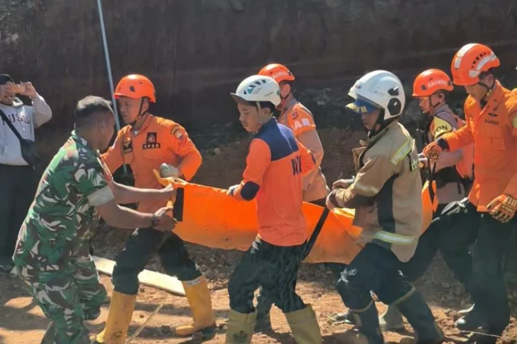 TPT Longsor di Jatinangor, Seorang Pekerja Tewas