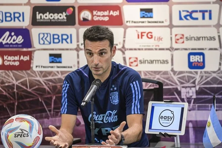 Laga Argentina vs Inggris Penuh Historis, Scaloni:  Ini Hanya Pertandingan Sepak Bola