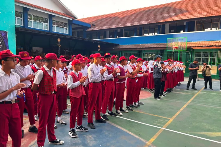 Daya Tampung Sekolah Negeri Terbatas, 10 Ribu Siswa Kota Bandung Beralih ke Swasta