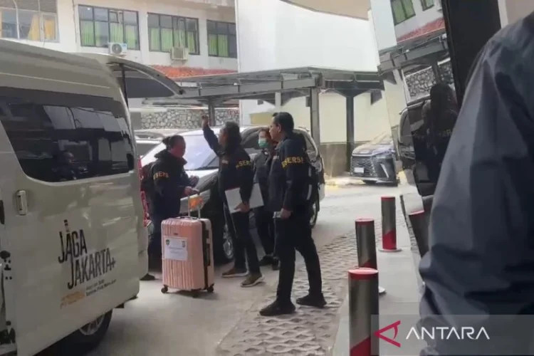 Kunjungi Kejagung, Polri Serahkan Administrasi Penyidikan Korupsi