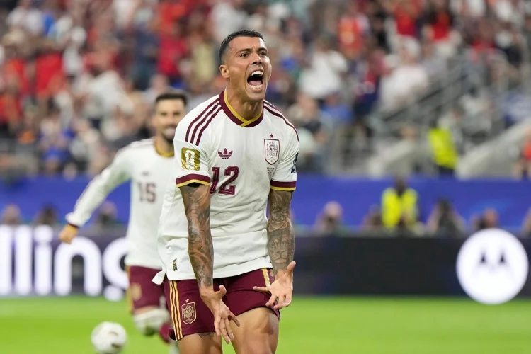 La Roja dan Seni Gerilya Sepak Bola