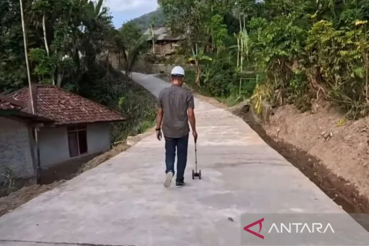 Pemkab Cianjur Sebut Porsi Jalan Mantap Mencapai 82 Persen