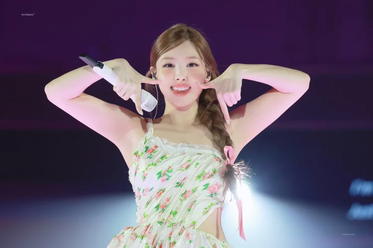 Nayeon TWICE Unggah Pesan Perpisahan di Tengah Perpanjangan Kontrak Tak Pasti