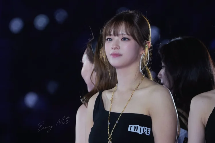 Jeongyeon TWICE Sudah Berpikir Bulat untuk Keluar dari JYP Lewat Pesan Ini??