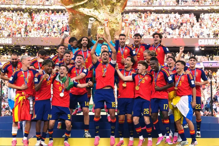 Spanyol 1-0 Argentina: Euforia La Roja