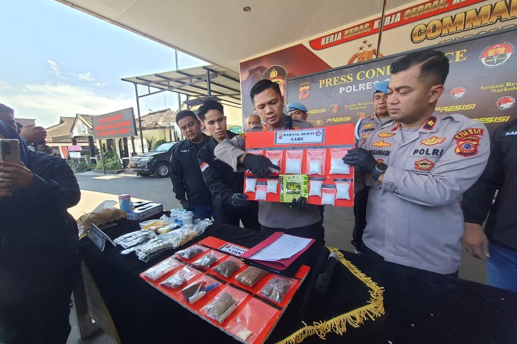 Polres Cimahi Bongkar 40 Kasus Narkoba, Sita Sabu 1,1 Kg dan Selamatkan 300 Ribu Jiwa