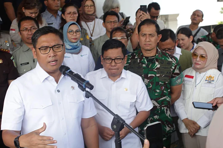 Menjaga Harapan di Balik Dapur Gizi Gratis