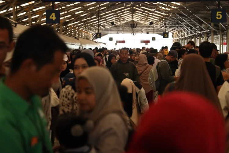 Semester I 2026, Tumbuh 11,2 Persen Daop 2 Bandung Layani 2,77 Juta Penumpang
