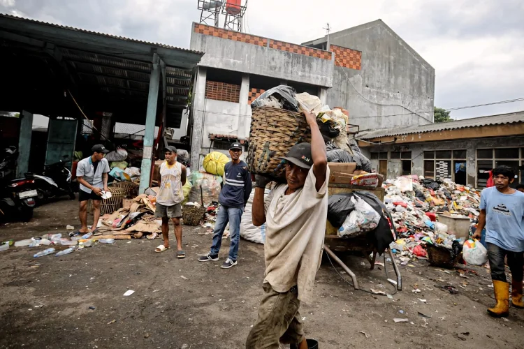 Babakan Ciparay dan Gedebage Jadi Wilayah Prioritas Pengelolaan Sampah Kota Bandung