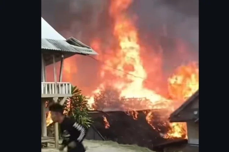Pemprov Jabar Bakal Rekonstruksi Kampung Adat Ciptamulya, Imah Gede Dapat Rp300 Juta