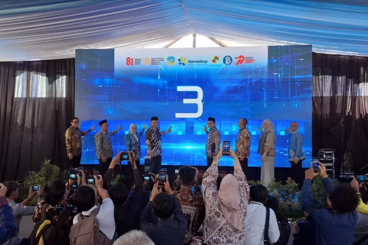 Fadli Zon dan Ferry Juliantono Canangkan Revitalisasi Tugu Koperasi Tasikmalaya