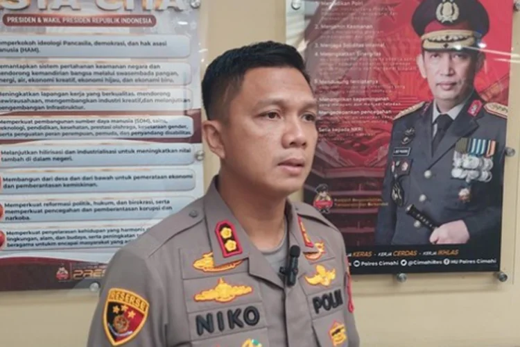 Jejak Gelap Berakhir Dalam Pelukan Keluarga