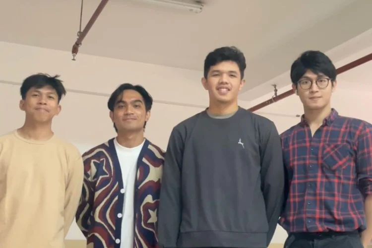 Bosan Belajar TOEFL Pakai Buku Tebal, Mahasiswa UI Ciptakan Platform AI 'Tofly'