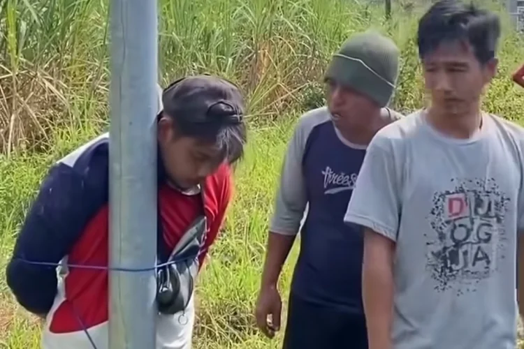Bukan Disiksa, Terduga Maling Motor di Ceper Klaten Diikat di Tiang oleh Warga
