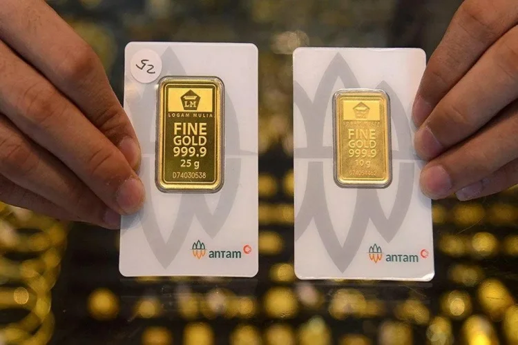Harga Emas Antam Hari Ini 13 Agustus 2026 Naik Rp20.000 per Gram Rp2,7 Juta