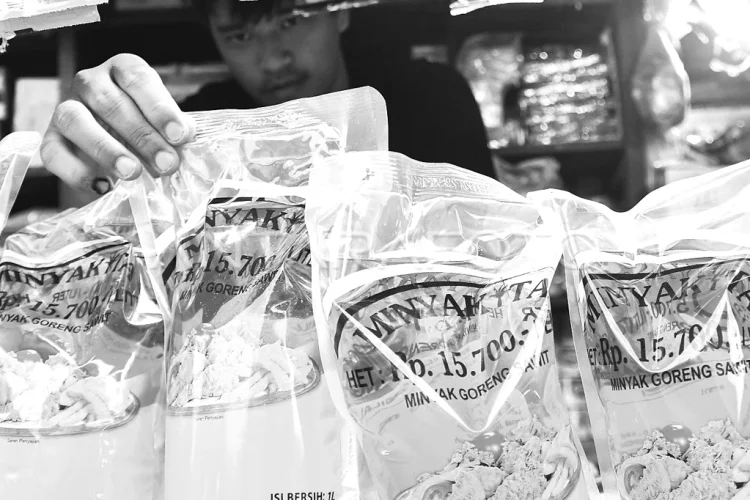 Segala Upaya Jaga Harga MinyaKita