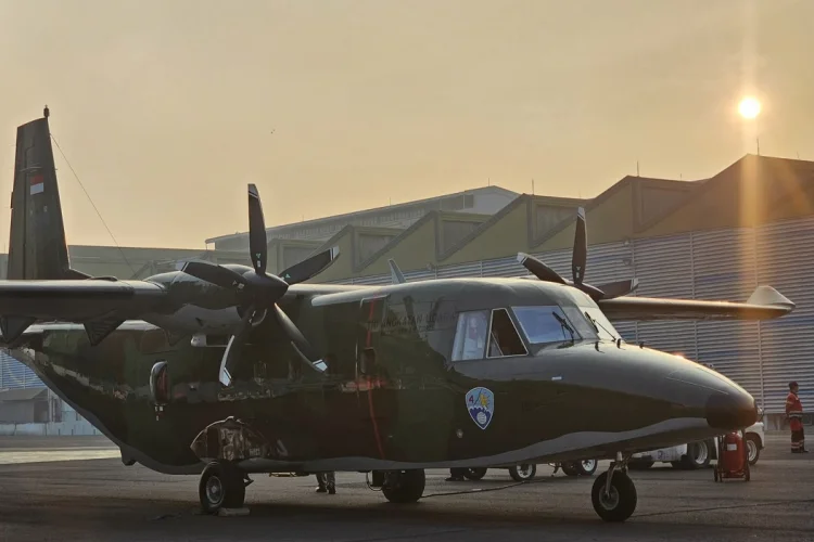 PT DI Kirim NC212i Troop Transport, Rainmaking & Camera untuk TNI AU