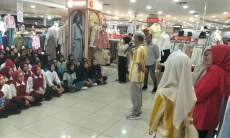 Pelopori Pusat Perbelanjaan Inklusif, Asia Plaza Tasik Bekali Pegawai Bahasa Isyarat