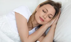 7 Cara Alami Cegah Penuaan Dini, Rahasia Kulit Kencang dan Awet Muda Setiap Hari
