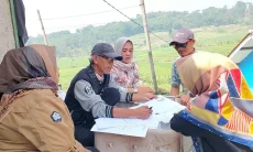 Ratusan Warga Ciwidey Urus Adminduk Tanpa Antre ke Kantor Kecamatan
