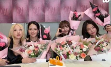 BLACKPINK Rayakan Ulang Tahun dengan Live Weverse sapa Penggemar dan Minta Maaf