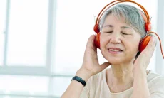 Bukan Sekadar Hiburan, Musik Kini Bisa Meredakan Nyeri dan Membantu Pemulihan Stroke
