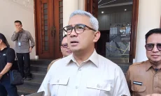 Farhan Dalami Dugaan Penebangan Pohon Dago Berkaitan dengan Bisnis
