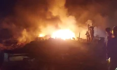 Kebakaran Lahan Penuh Ban Bekas di Bungursari, Api Sulit Dipadamkan