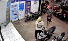 Perempuan di Cimahi Tengah Diserang OTK, Aksi Pelaku Terekam CCTV