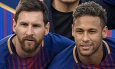 Tak hanya Ronaldo, Neymar JR juga Tunjukan Dukungan untuk Lionel Messi yang Berduka
