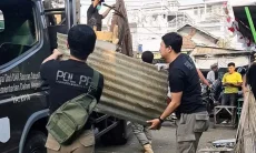Satpol PP Bongkar 20 Bangunan Permanen di Atas Saluran Air Padalarang