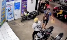Serangan Tanpa Sebab di Halaman Apotek Cimahi, Polisi: Pelaku Diduga ODGJ
