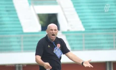 Pantang Berpuas Diri