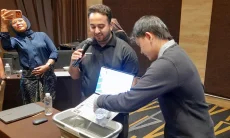 ASUS ExpertBook Ultra Bidik Takhta Laptop Bisnis Premium