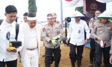 Wujudkan Swasembada, Wakapolri Pimpin Langsung Penanaman Bawang Putih Serentak