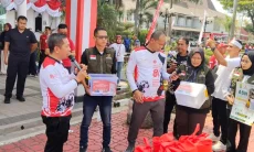 HUT RI ke-81, Bupati Karawang Galang Dana untuk Korban Gempa NTT