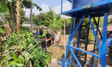 Di Tengah Kekeringan Imbas El Nino, Pither Tjuandys Berikan Bantuan Sumur Bor