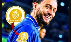Cetak Rekor! Persib Jadi Tim Pertama yang Kenakan Patch Emas 3 Musim Berturut-turut